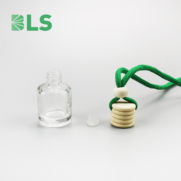 empty car diffuser bottles